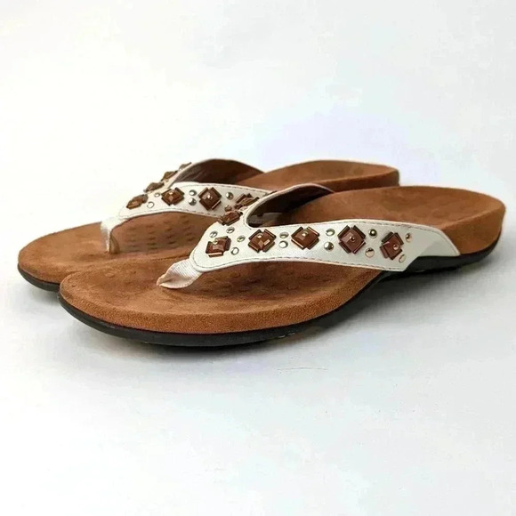 Vionic Floriana Geometric Stone Beaded Flip Flop Sandals - 6 - Picture 5 of 11